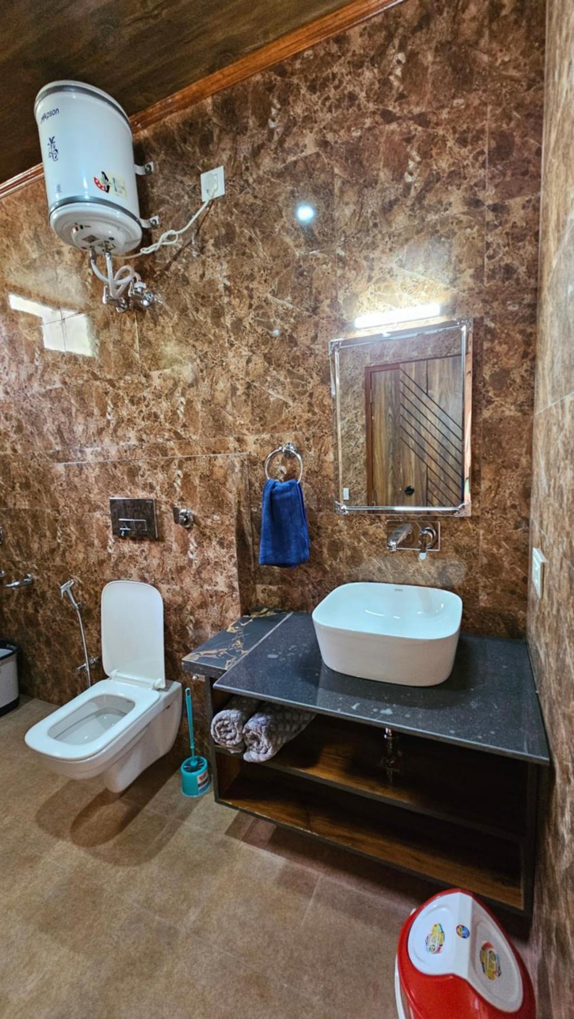 On The Rocks Hotel Kasauli Ngoại thất bức ảnh